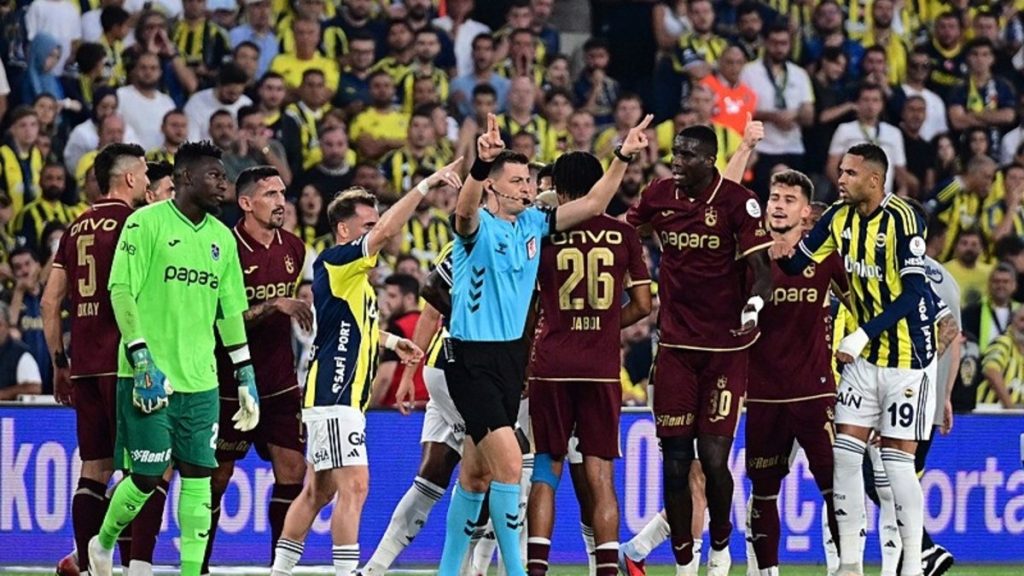 Fenerbahçe-Trabzonspor maçının tartışmalı pozisyonları