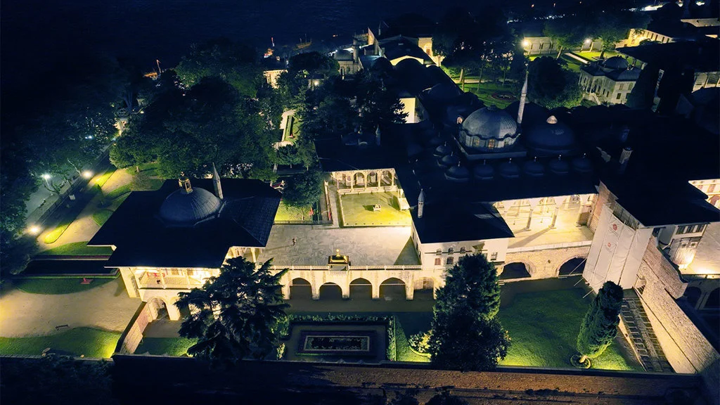 Topkapı Sarayı Gece Ziyaretleri Başladı